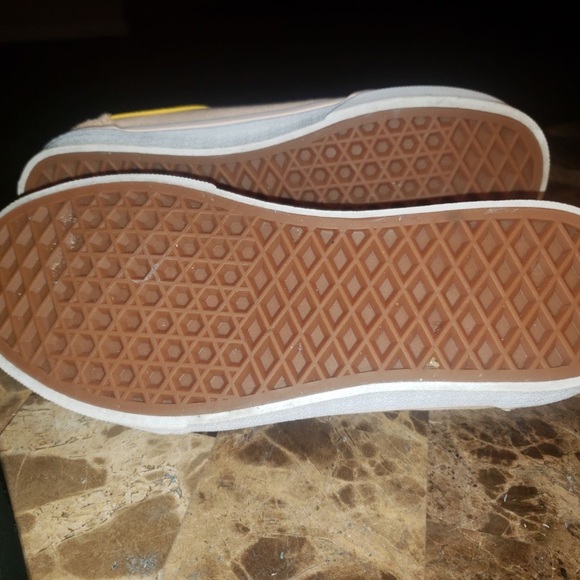 Women’s old skool peach suede vans - Picture 4 of 4